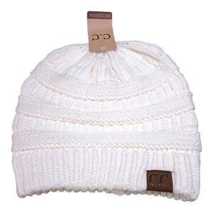 Beanie Hat Crochet Grunge Refined Knitwear Cozy Winter Cream Color NWT